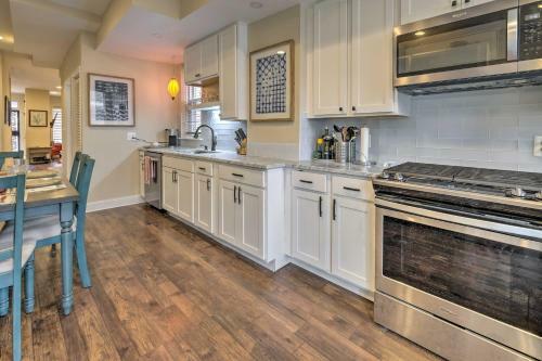 Pet-friendly Dc Townhome Walk To Noma Metro!