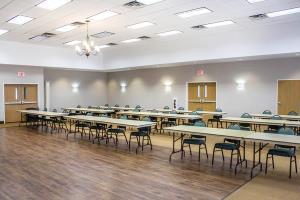 Hotel Sleep Inn & Suites Charles City