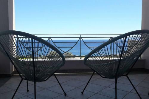 Wonderful Seaside Residence