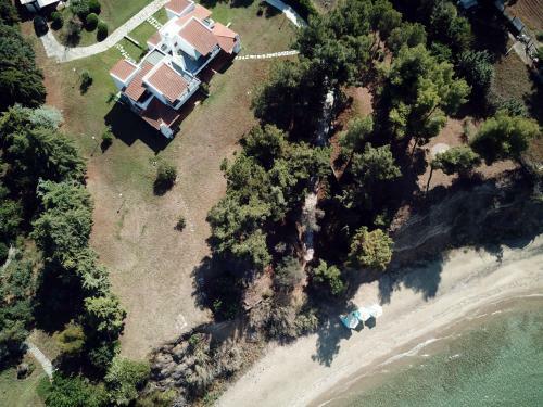 Summerday Villa Private Beach