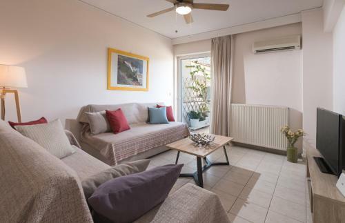 City Apartment With Private Parking