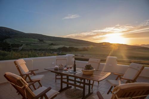 ?ggelos Home Paros