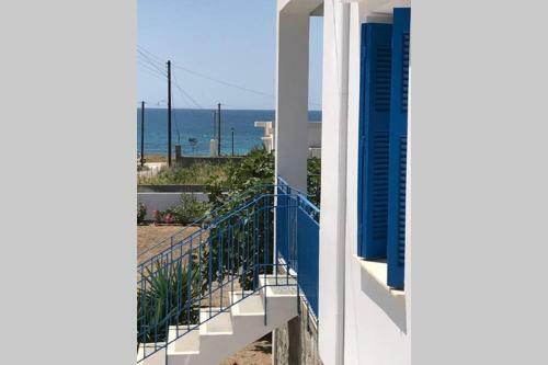 Traditional 2bdr. Beach House