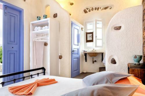 Villa Georgilas Cave House