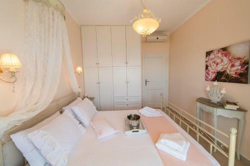 Stunning Seaviews, Infinity Pool, Close To Beach - Villa Meliti