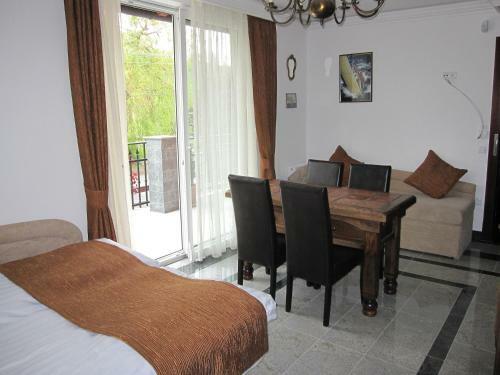 Hostal Gr�nit Villa