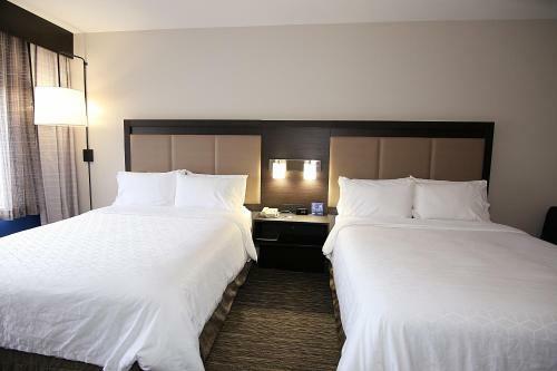 Holiday Inn Express Hotel & Suites Ashland