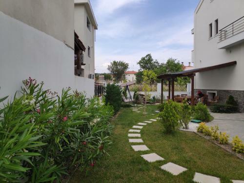 Azur Apartments - Nikiti Halkidiki