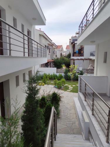 Azur Apartments - Nikiti Halkidiki