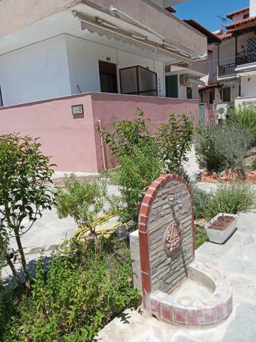 Palm House Nikiti - Apartments Vicky