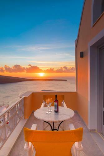 Villa Sole D'oro Sunset & Caldera View Grand Suite