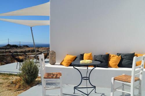 The Hedonist Square Cycladic House With Sea View
