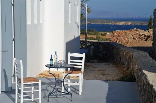 The Hedonist Square Cycladic House With Sea View