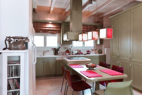 Paros Cycladic Seafront Home