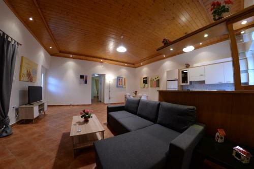 Patras Cozy Lodge