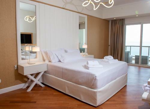 Hotel Patra Palace