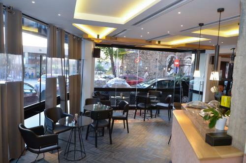 Adonis City Hotel