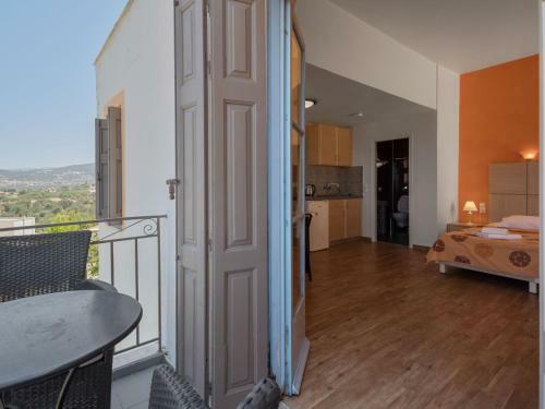 Charming Apartment In Lesbos Island With Swimming Pool