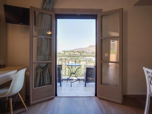 Classy Apartment In Lesvos Island With Swimming Pool