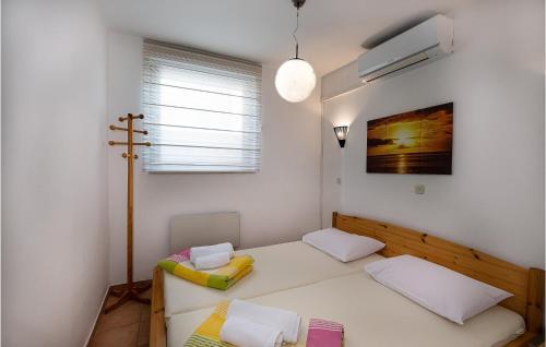 Amazing Apartment In Ribarica With 2 Bedrooms