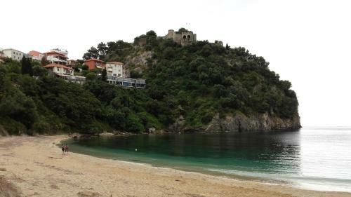 Villa Deskas House. Two Floor Apartment With Excellent View
