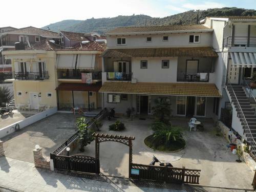 Hostal Kardanis House