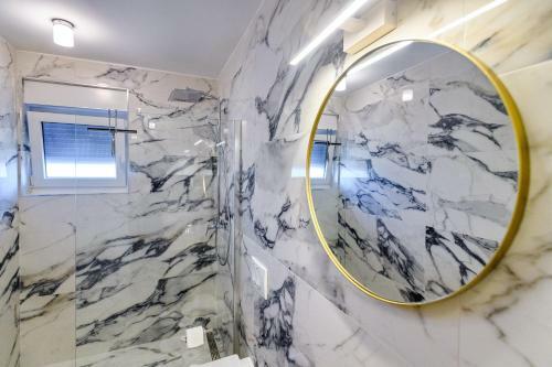 Apartamento Luxury Penthouse Marina - Suko?an
