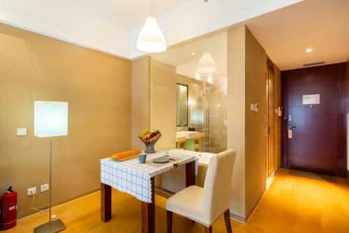 Aparthotel Tianjin Crown International Apartment