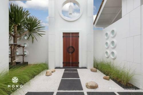 Luxury Pool Villa 3 Br Close To Sea