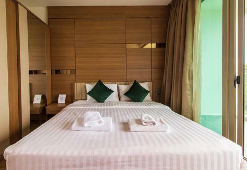 Oceana Sea View Apartments - Kamala Beach