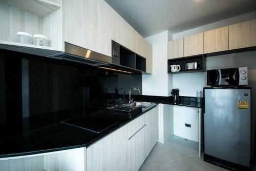 Oceana Sea View Apartments - Kamala Beach