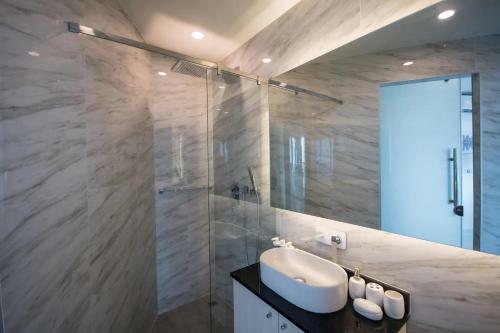 Oceana Sea View Apartments - Kamala Beach