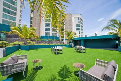 Oceana Sea View Apartments - Kamala Beach