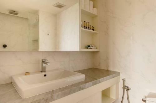 Apartamento The Aristo 2 Condo Surin Beach