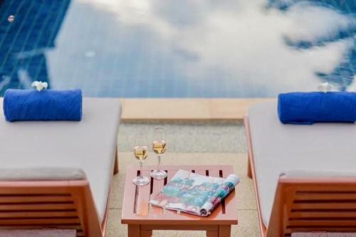 Gorgeous Thai Villa With Pool And Hilltop Seaviews