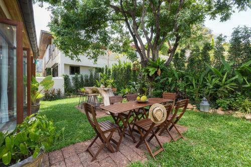 Papaya Garden Villa