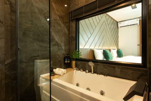 Hotel The Canale Samui Resort - Sha Extra Plus
