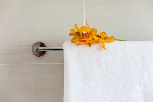 Emerald Villa 3 Br Sea Views