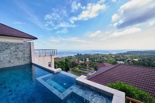 5 Bedroom Seaview Villa Lamai