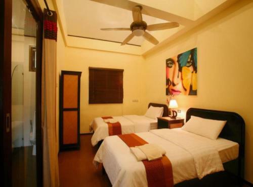3 Bedroom Seafront Villa Island View