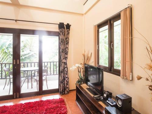 3 Bedroom Seafront Villa With Bay View Koh Phangan