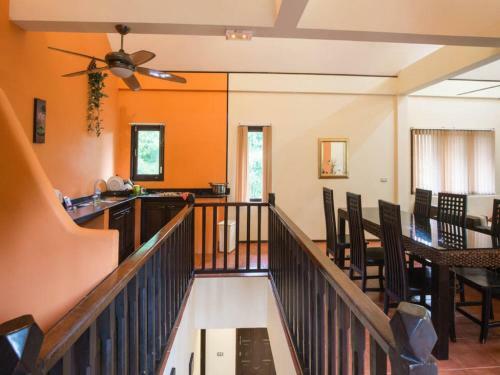 3 Bedroom Seafront Villa With Bay View Koh Phangan