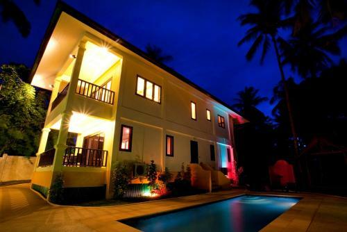 3 Bedroom Seafront Villa With Bay View Koh Phangan