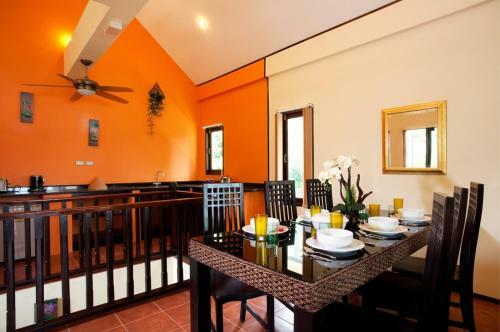 3 Bedroom Seafront Villa With Bay View Koh Phangan