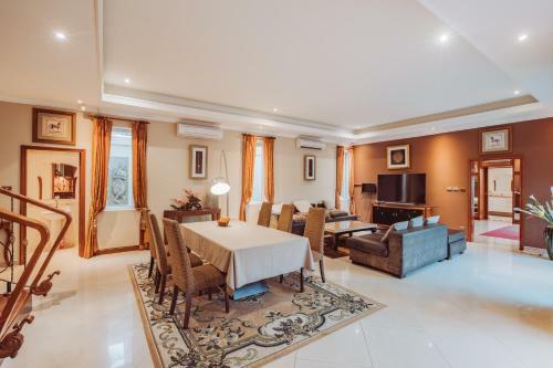 ???????,?????,walking Street,beach,private Pool Villa At Phra Tamnak 5
