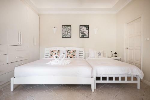 Majestic Residence Pool Villas 2 Bedrooms Private Beach