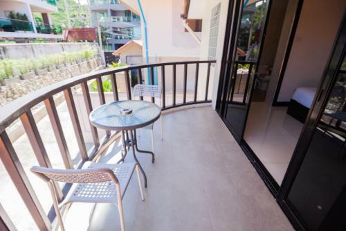 Luxury Pool Villa 4 Br 900m Beach 1.5 Km Downtown