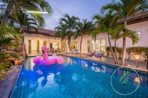 Majestic Residence Pool Villa 4 Bedrooms Private Beach