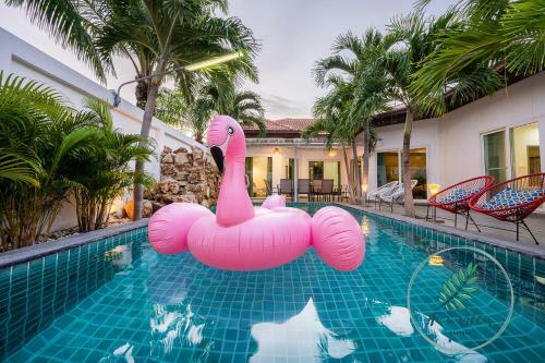Majestic Residence Pool Villa 4 Bedrooms Private Beach