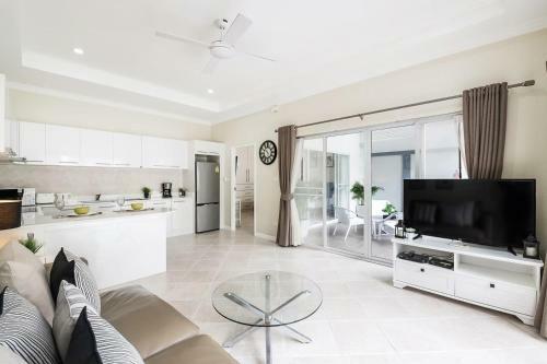 Majestic Residence Pool Villas Private Beach Pattaya